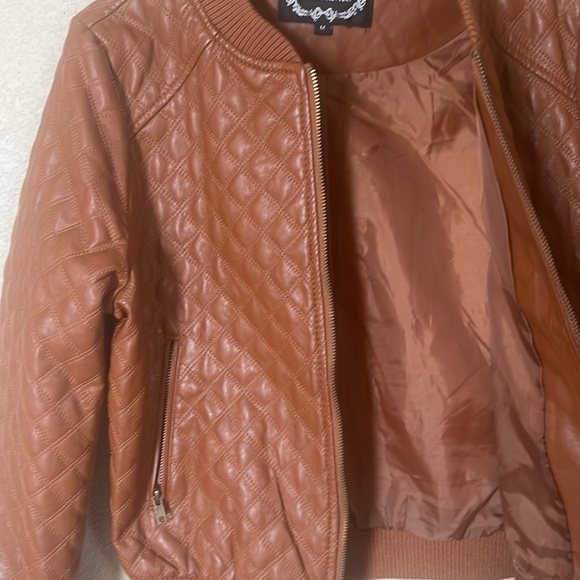 Ambiance Women's Bomber Style Quilted Jacket Faux Leather sz M - Picture 4 of 9